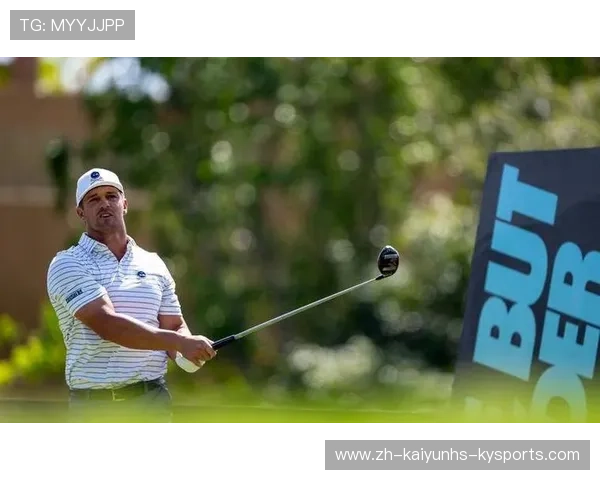 LIV高尔夫南非站战报德尚博领先1杆冲击背靠背胜利 南方卫队团体赛领先